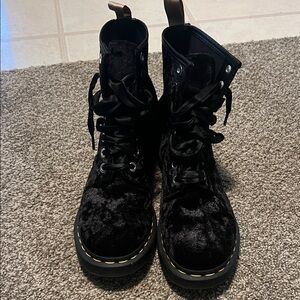 NWOT Dr. Martens Black Velvet ribbon Lace Boots 8